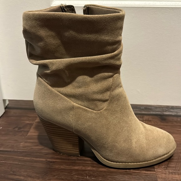 Target Shoes - Grey/Tan Scrunchie Booties